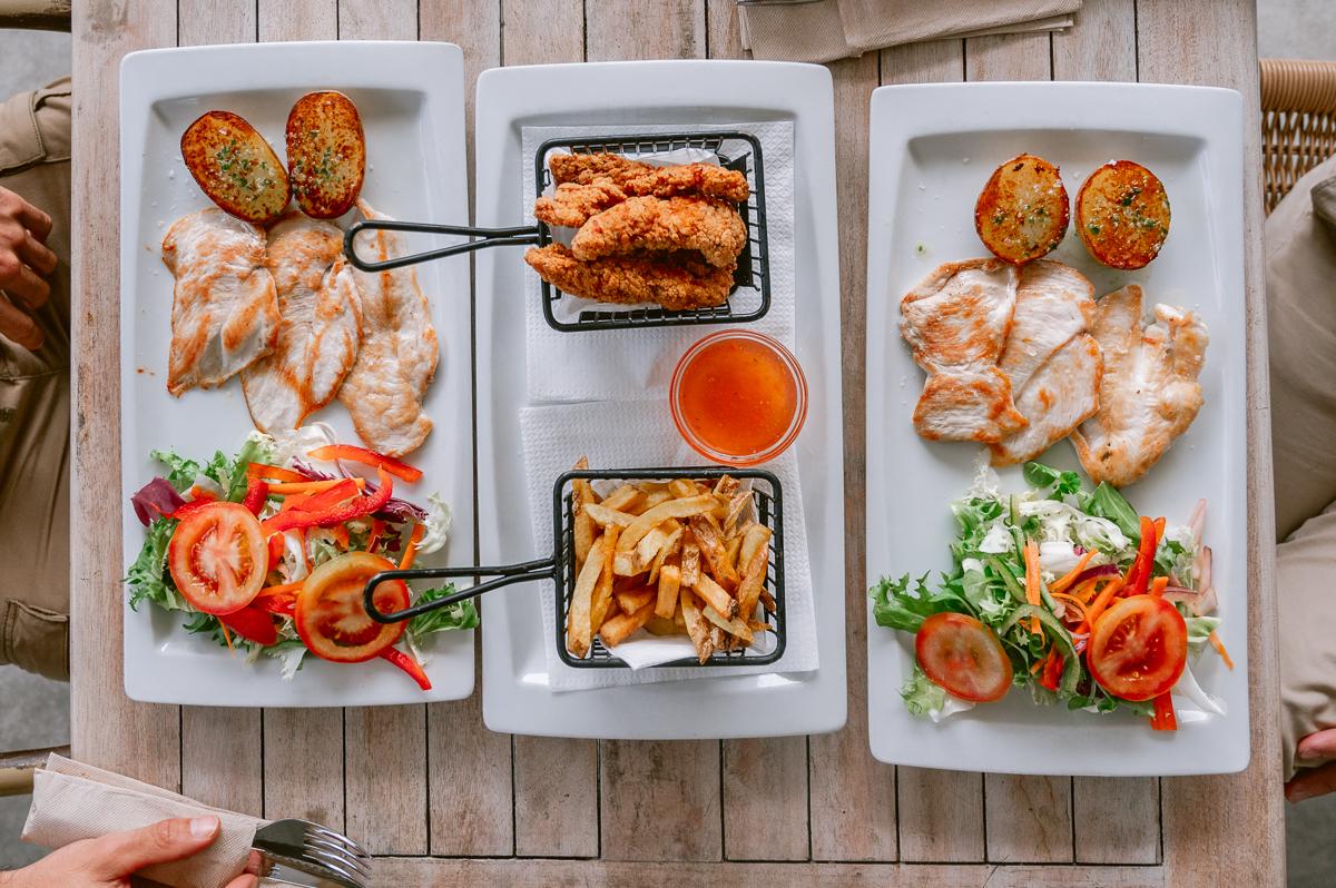 Menu – images_gerechten-kip-friet-salade